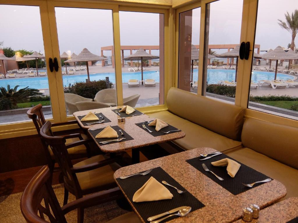 Vai By Romance & Aqua Park Hotel 4*
